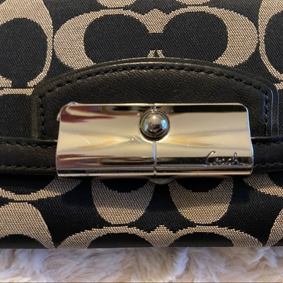 Genuine Coach Signature Wallet black and grey - Picture 10 of 14